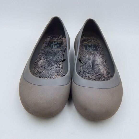 Crocs Women's Gray Mammoth Ballet Flats Slip On Size 7 Faux Fur Lined Shoes - Picture 2 of 12